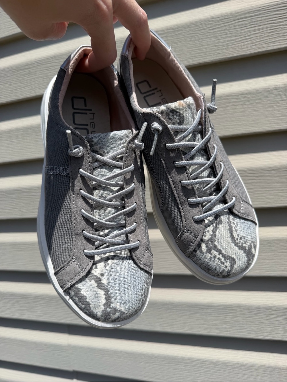 Casual Gray Snake-Print Women’s Sneakers
